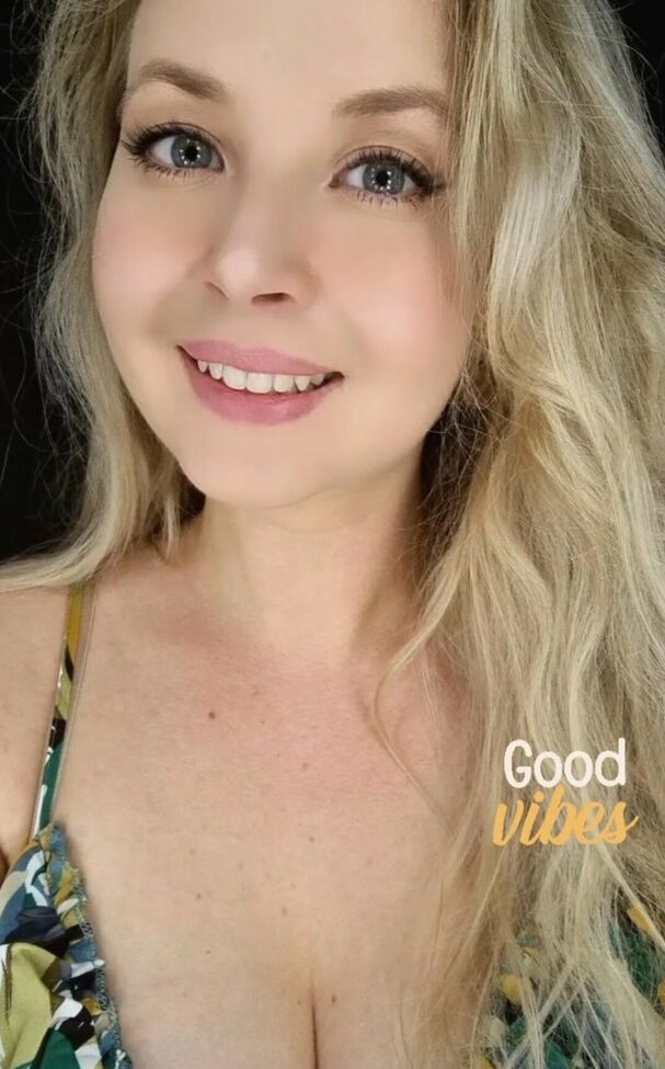 Valeriya ASMR desnuda #108403689