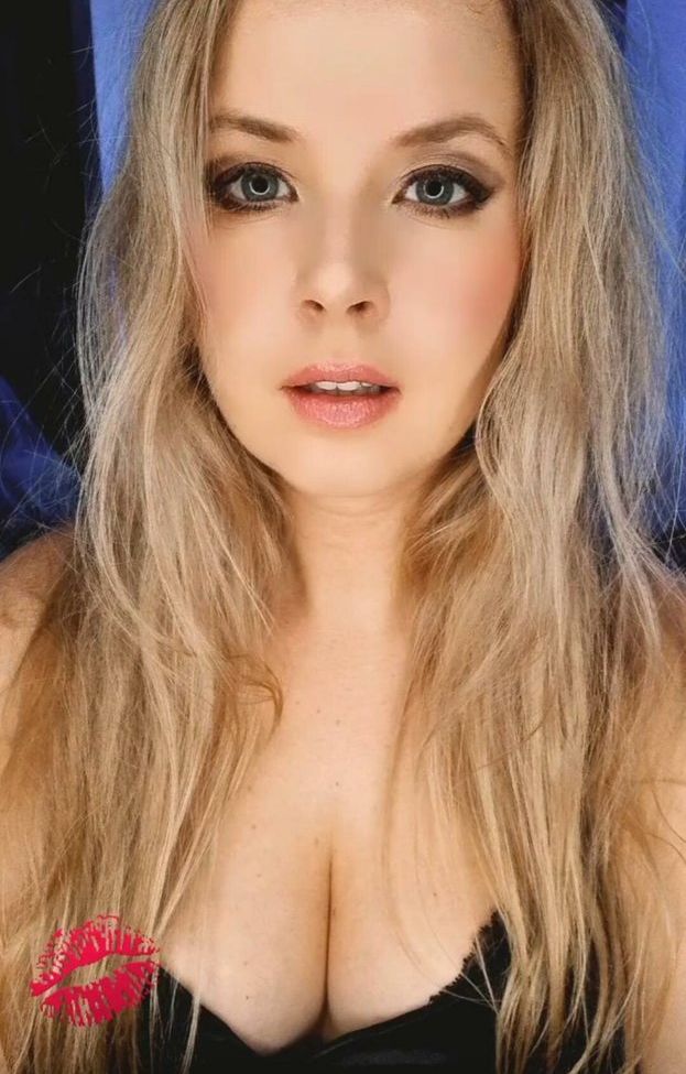 Valeriya ASMR desnuda #108403773