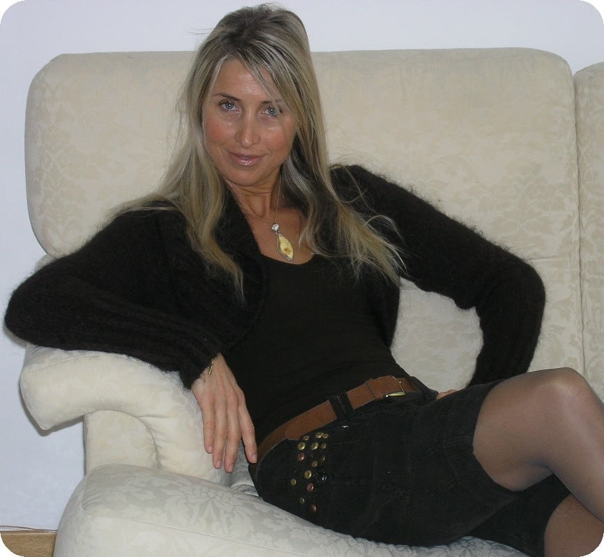 TIGHT BODY MILF #103429839