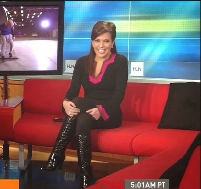 Female Celebrity Boots &amp; Leather - Robin Meade #99978960