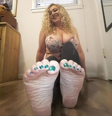 KitterKat feet soles #88660979