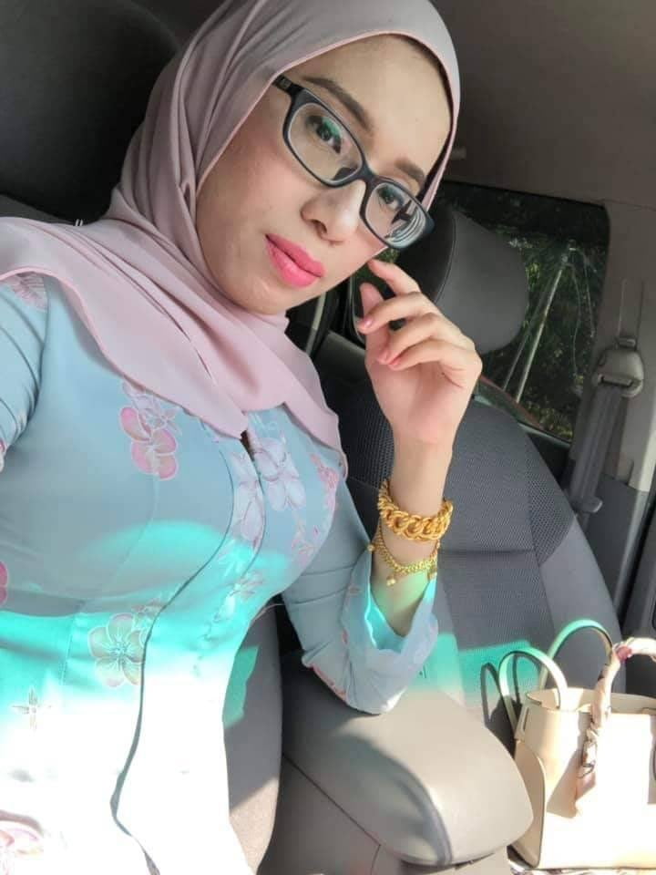 Ibu yang cantik #80573694