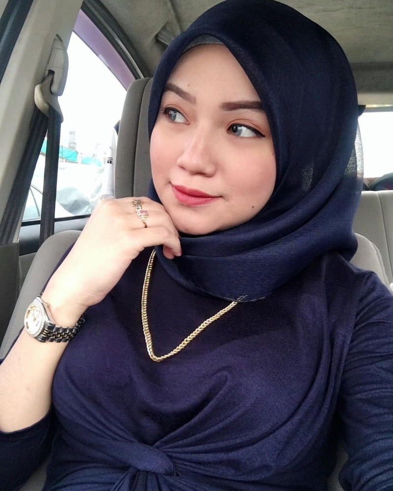 Ibu yang cantik #80573786