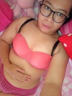 Ibu yang cantik #80573828