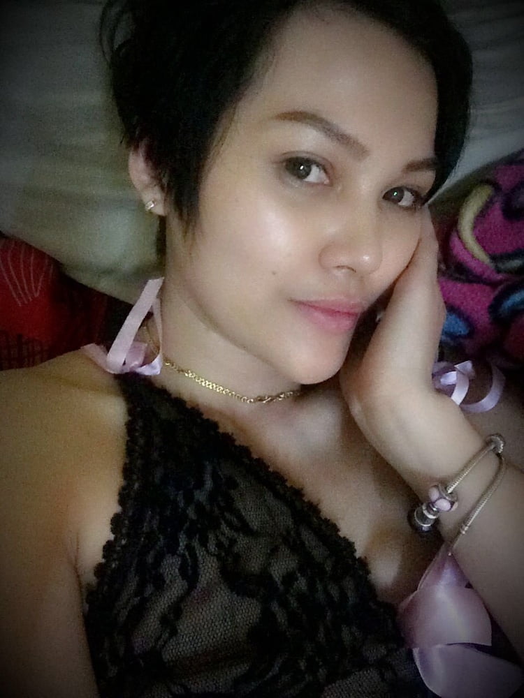 Ibu yang cantik #80574002