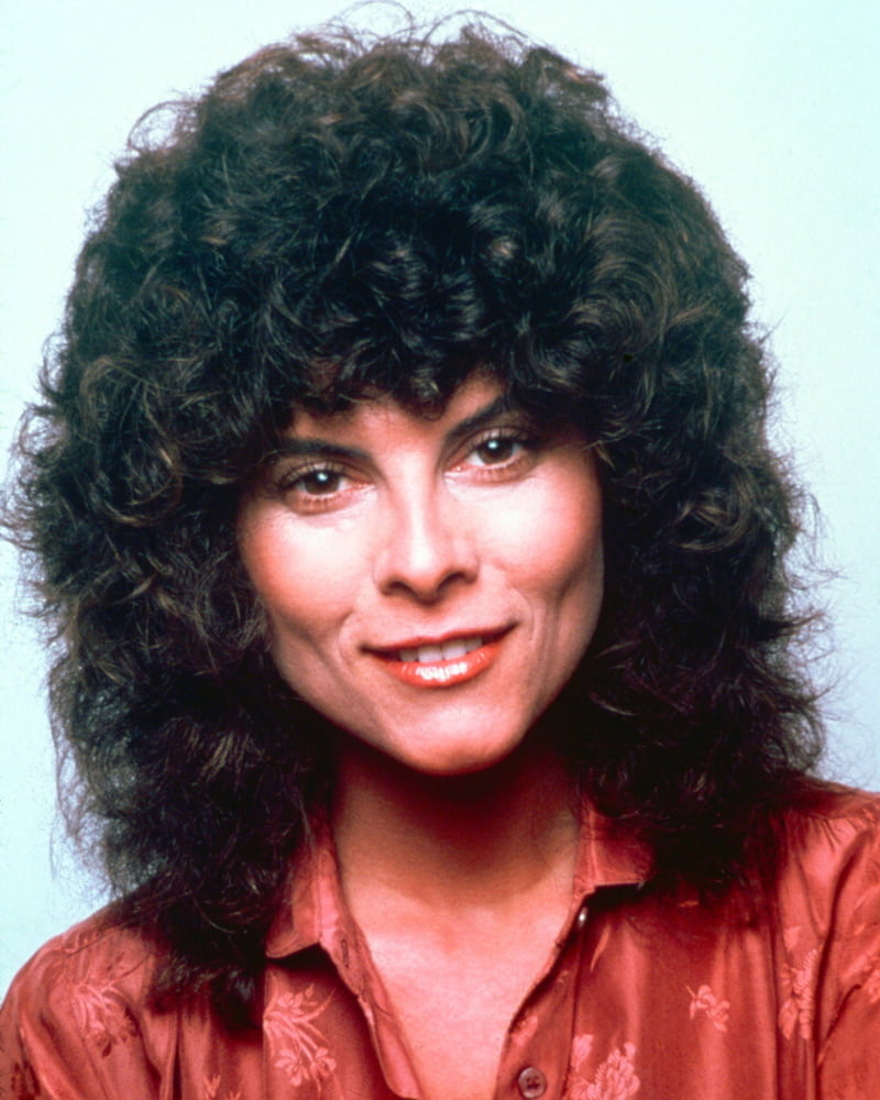 Una celebridad favorita--adrienne barbeau
 #101768104