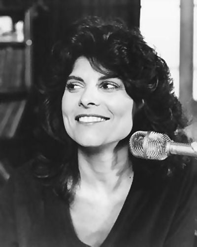 Una celebridad favorita--adrienne barbeau
 #101768179