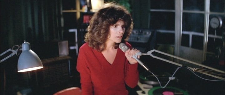 Una celebridad favorita--adrienne barbeau
 #101768185