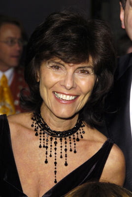 Una celebridad favorita--adrienne barbeau
 #101768292