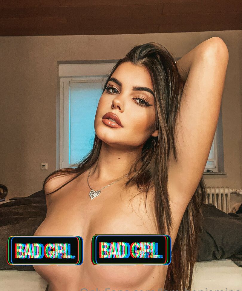 Lara Benjamina nude #109358773