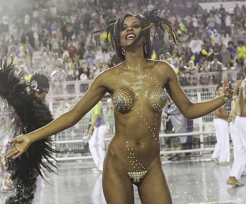 Voll nackte Mädchen aus rio Karneval
 #103611414