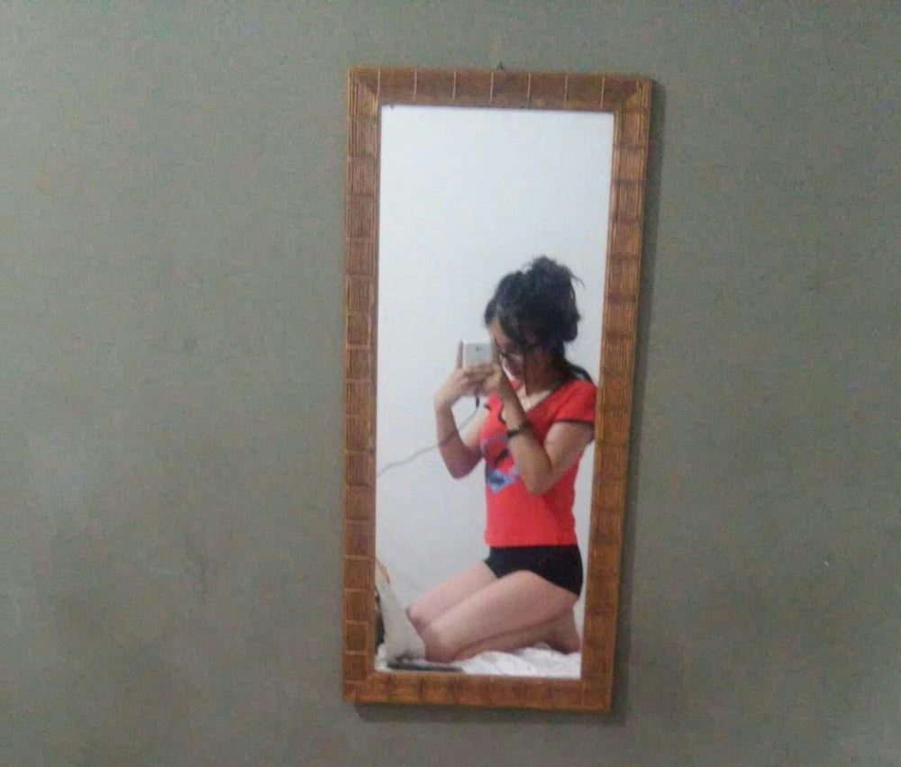 SOMEONES CRUSHING EXPERIENCE STATE PICS
 #102235395