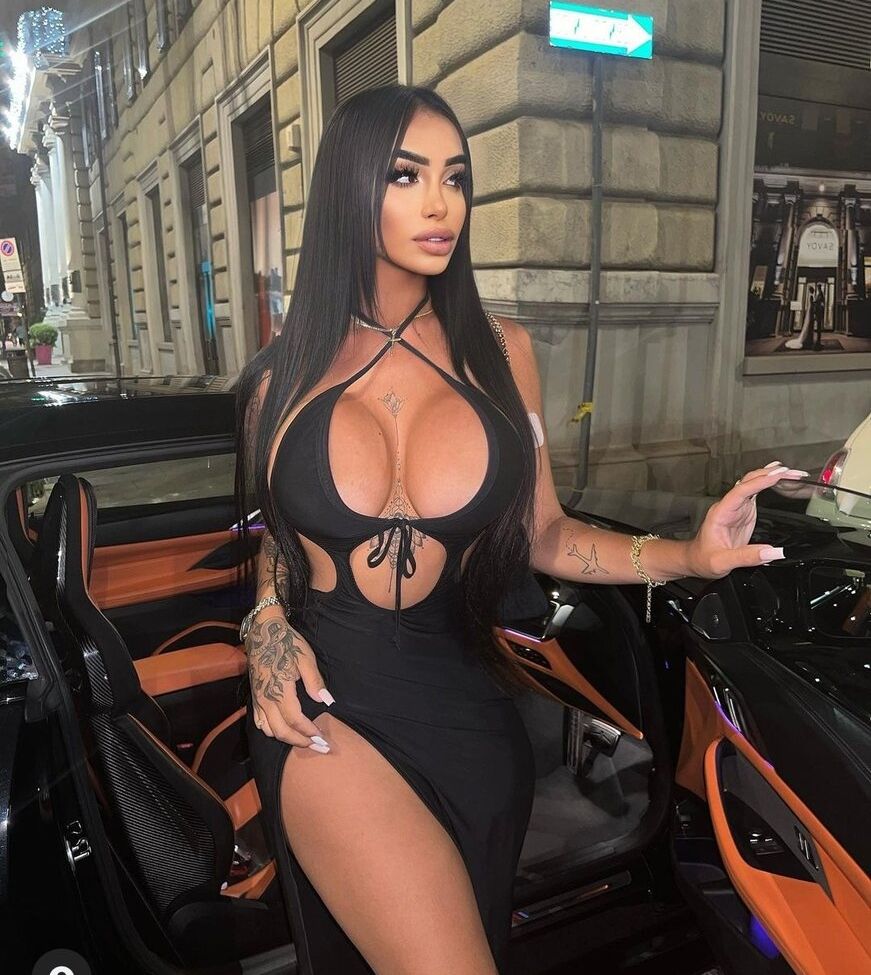 Sara Luna desnuda #109866108