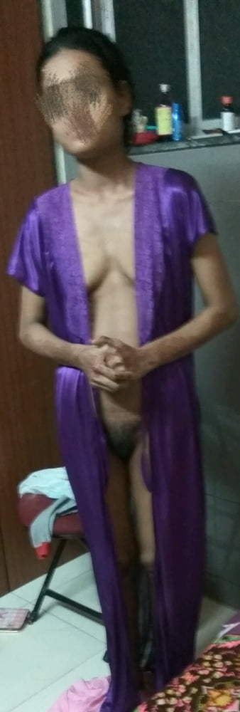 La mia moglie indiana calda in varie pose
 #80955121