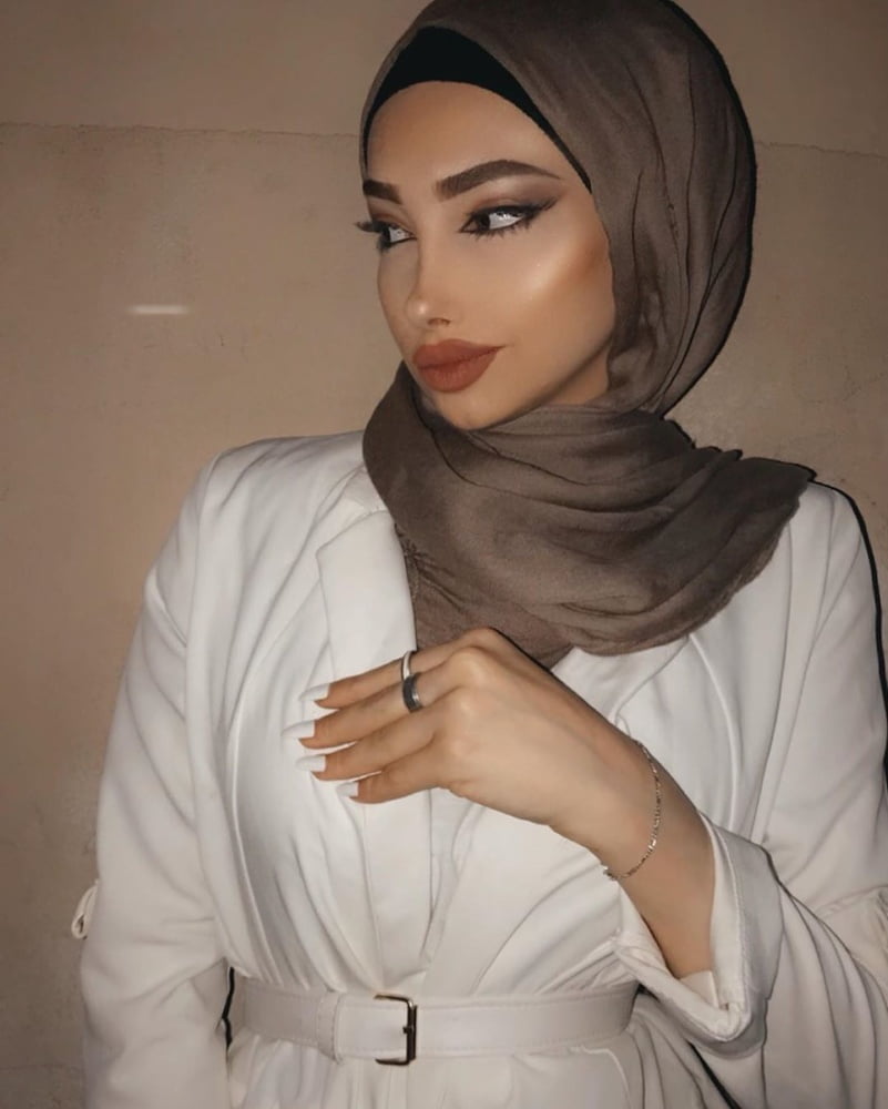 Hot libanais hijab ladys de instagram
 #90786620