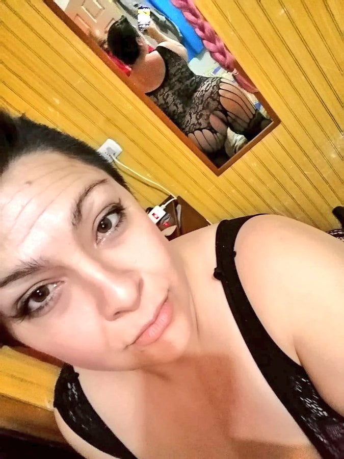 Mis putitas
 #96974625