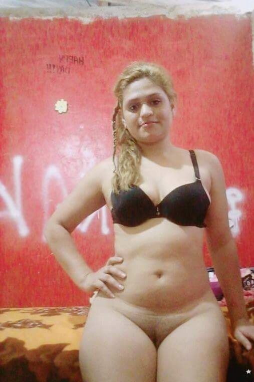 Mis putitas
 #96974730