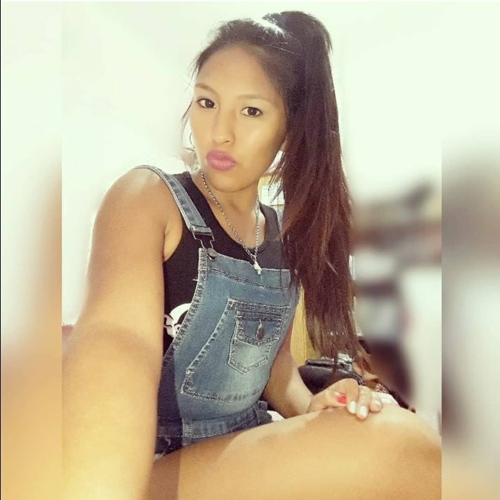 Mis putitas
 #96975602