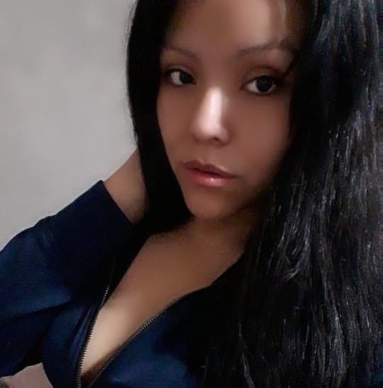 Mis putitas
 #96975604