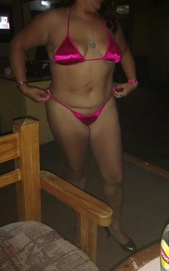 Mis putitas
 #96976448