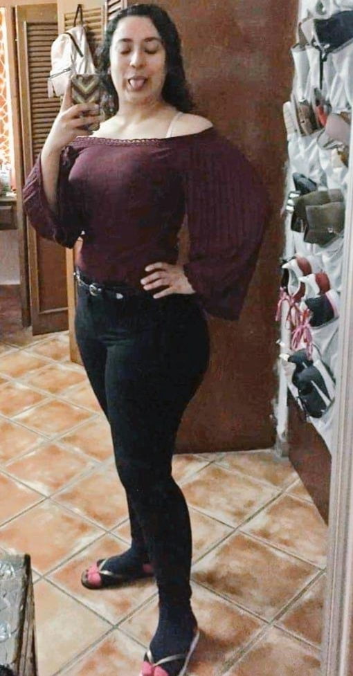 Mis putitas
 #96976724