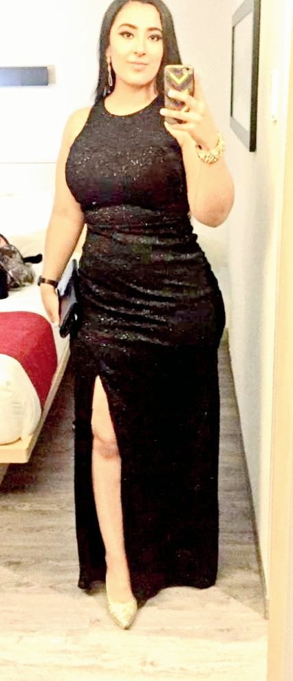 Mis putitas
 #96976726