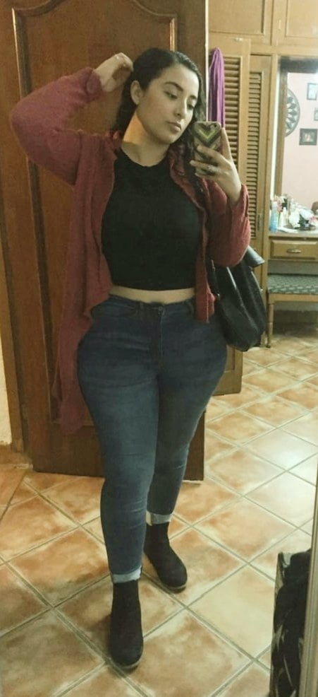 Mis putitas
 #96976739