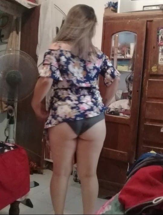 Mis putitas
 #96976807