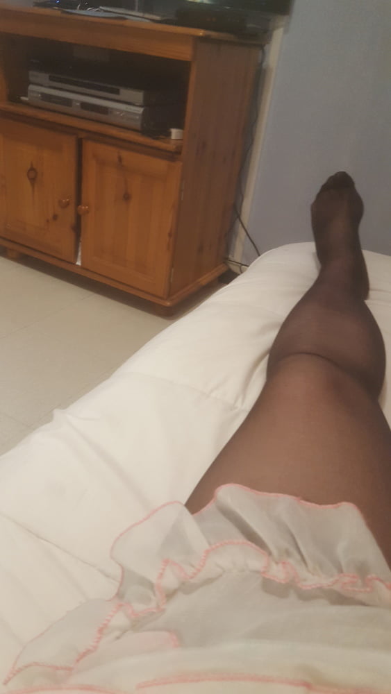 mes collants et ma mini jupe en nylon et volant #99351354