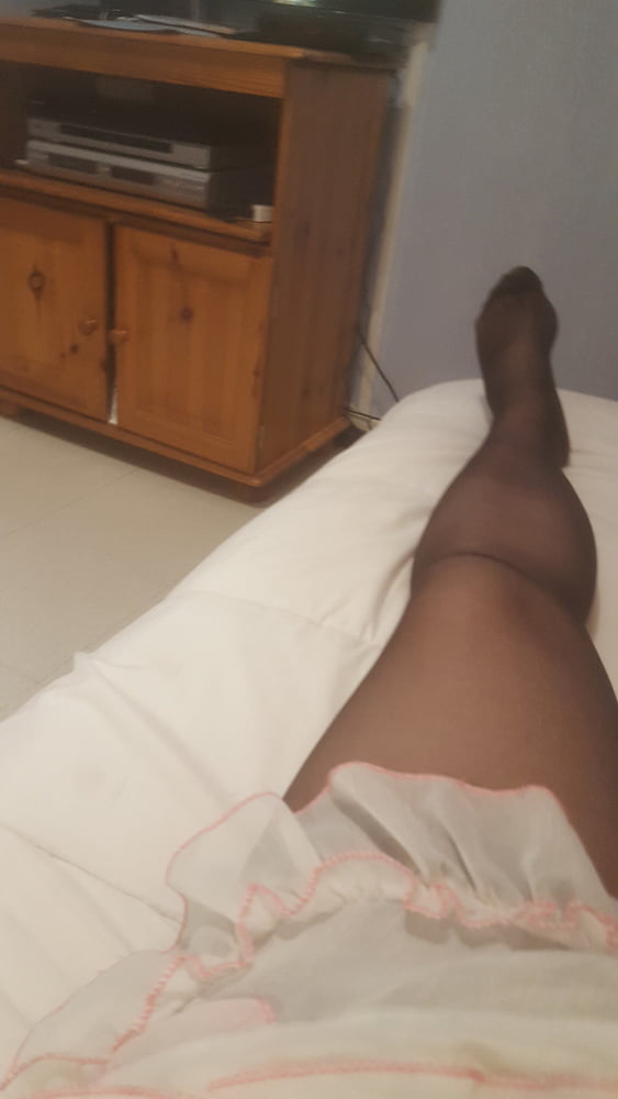 mes collants et ma mini jupe en nylon et volant #99351365