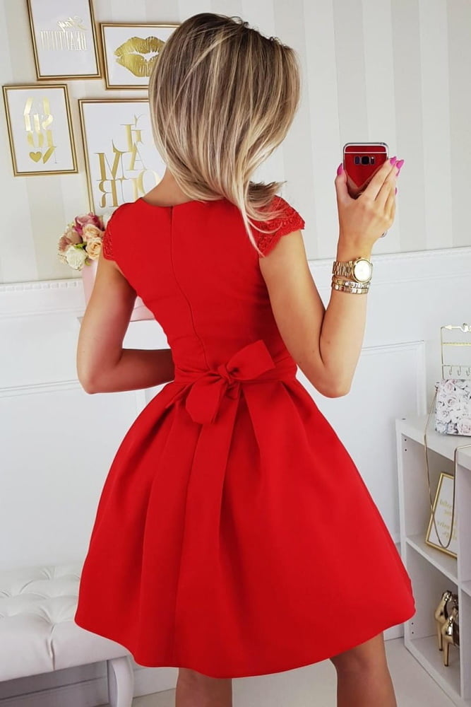 Me encantan las chicas con vestidos
 #95160820