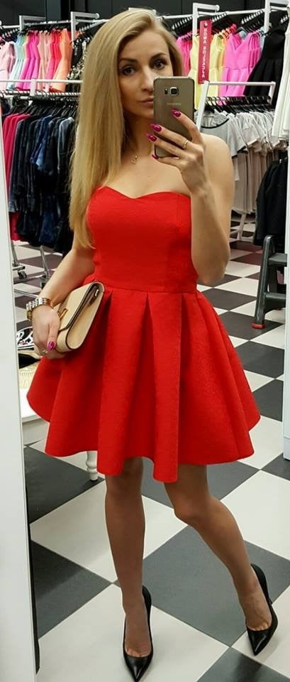 I just love girls in dresses #95160959