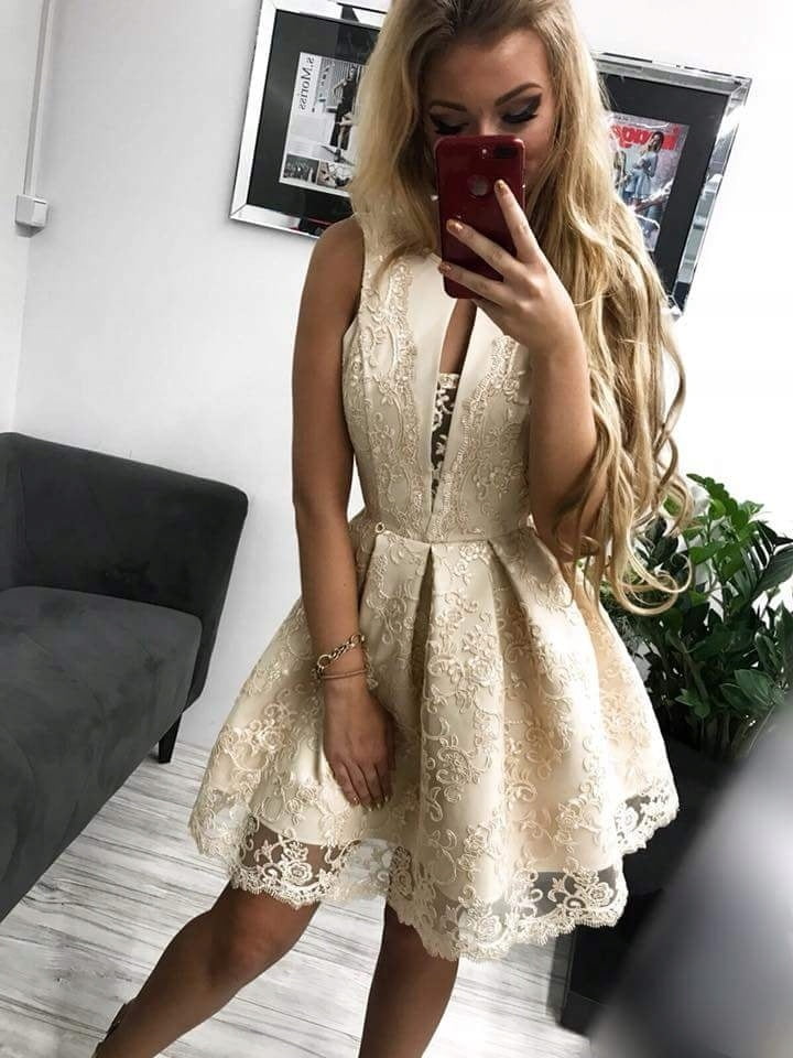 I just love girls in dresses #95161079