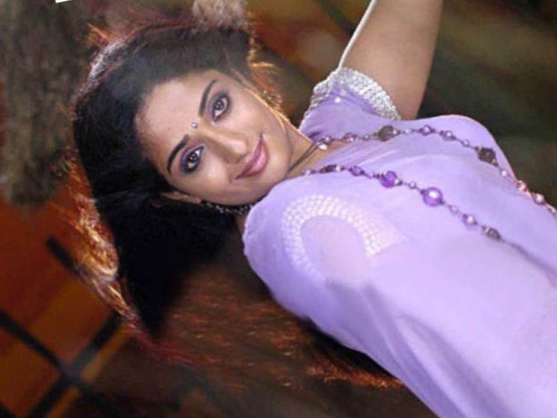 Actress  Kavya Madhavan #91211584