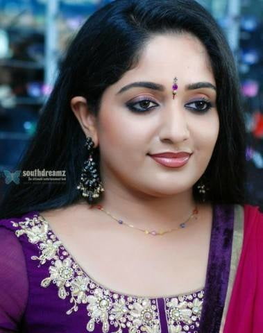女優 KAVYA MADHAVAN
 #91211606