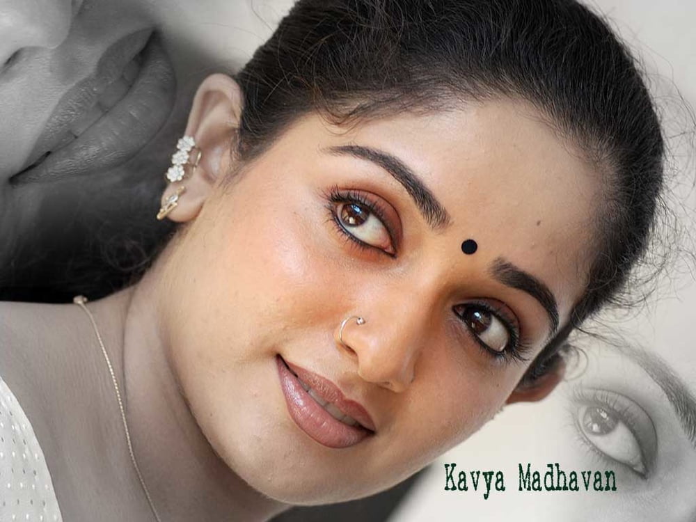 女優 KAVYA MADHAVAN
 #91211734