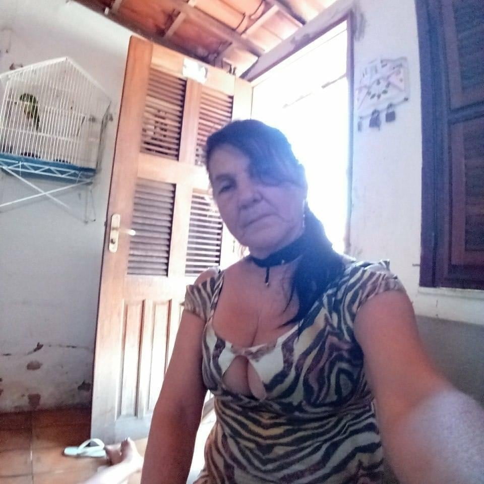 Cida Brogin ... Faceb #99461278