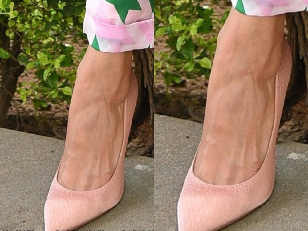 Regina-Cassandra&#039;s sexy Leg&#039;s feet and High heel&#039;s #97763332