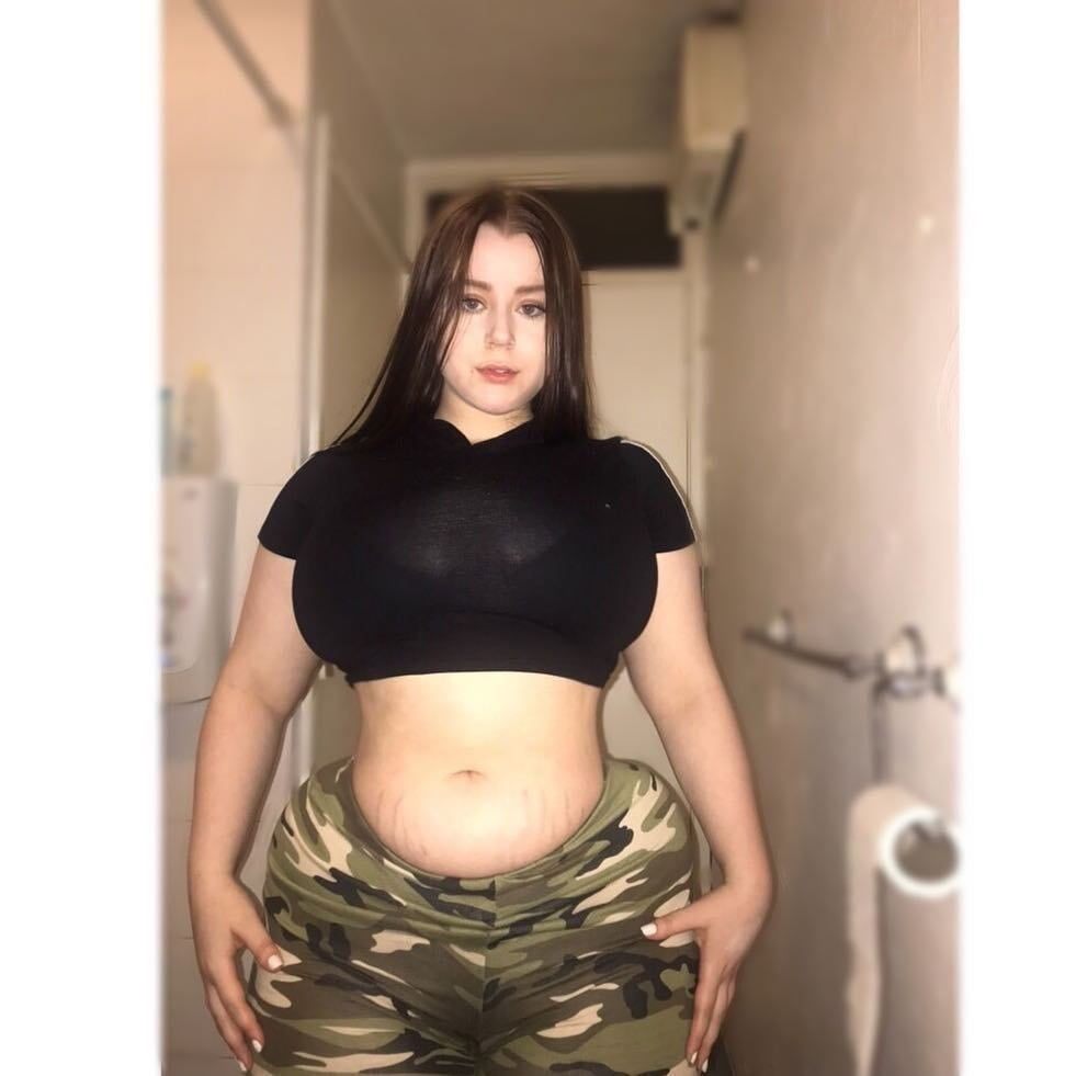 好きか嫌いかで言えば、好きか嫌いかです。
 #95364890