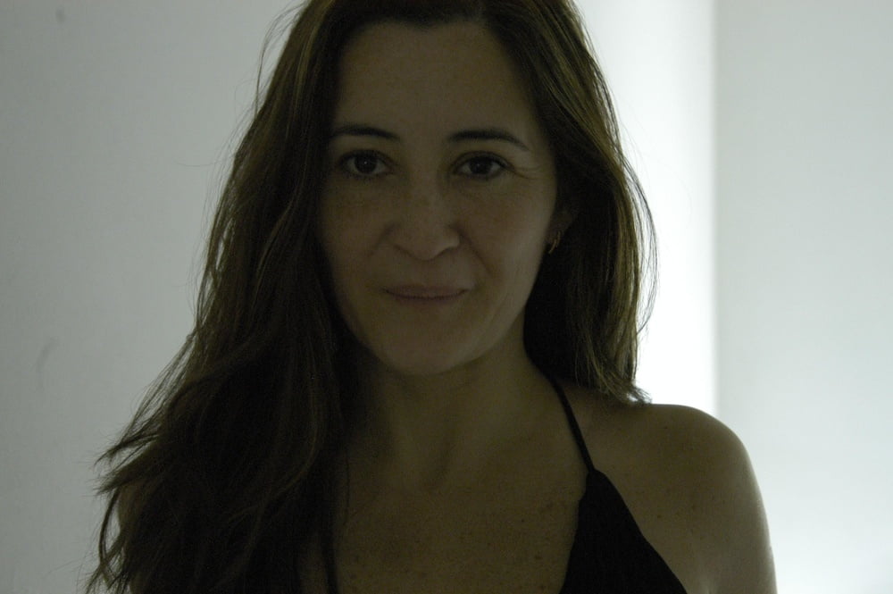 Fina esposa y su vida sexual
 #104402879