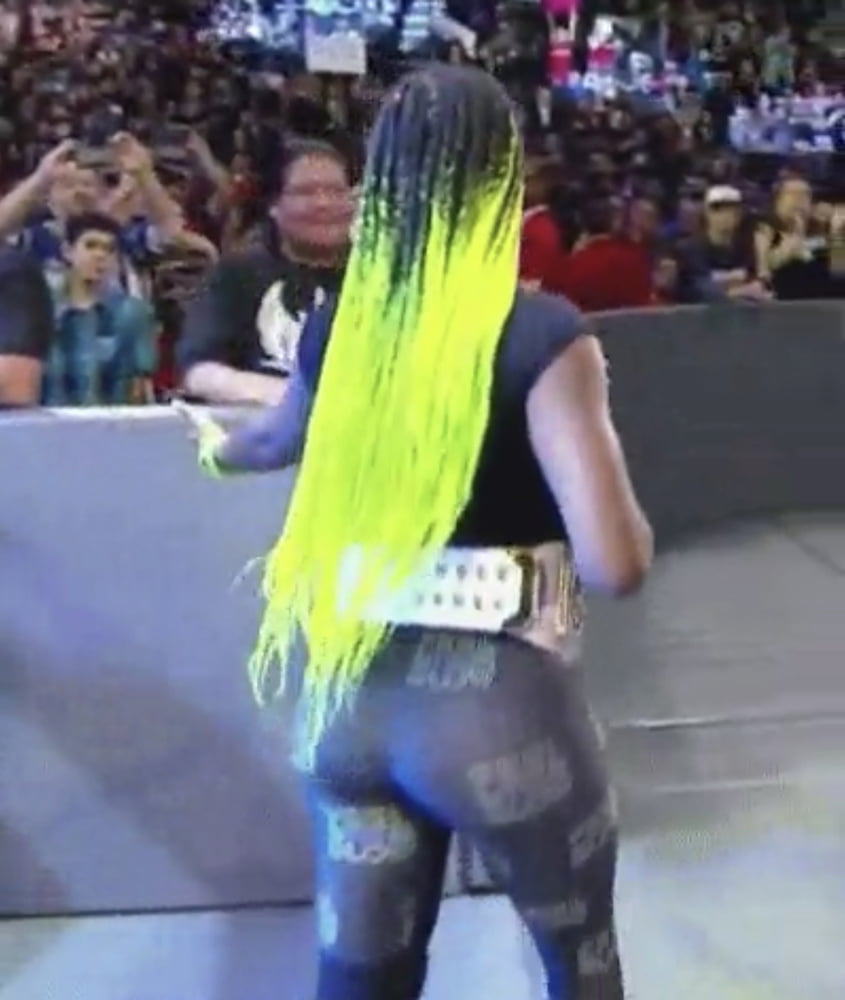 Wwe naomi
 #102234178