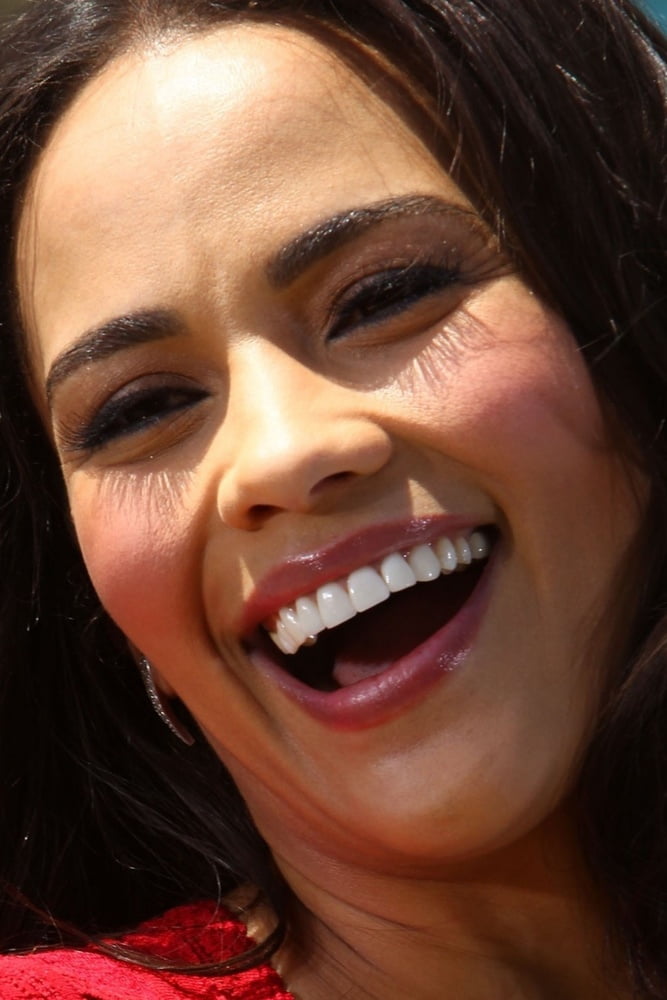 Paula patton
 #96321347