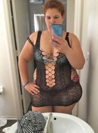 Hoodyman ssbbw 271 : fat pigs exposed!
 #106454885