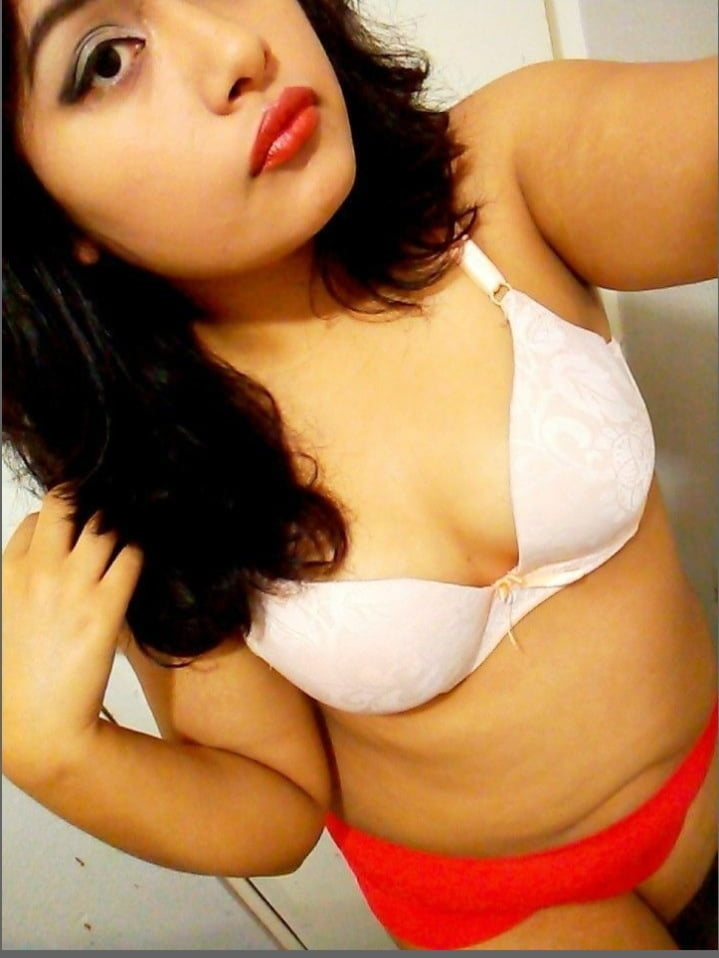 Mix indian & bangladeshi
 #88981376