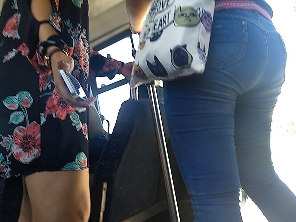 Surti voyer
 #81078466