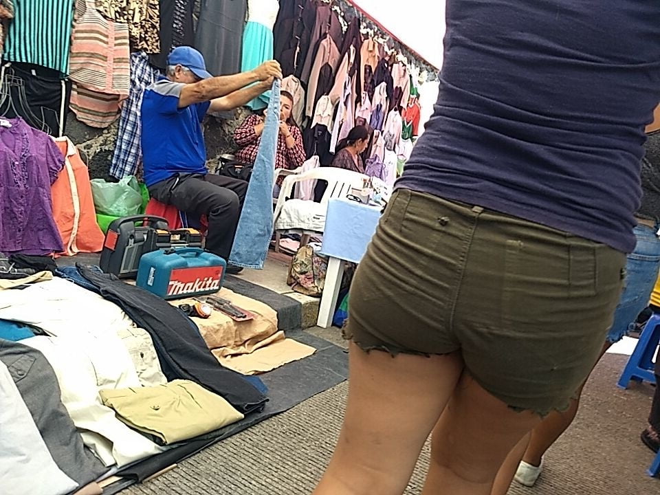 Surti voyer
 #81078729