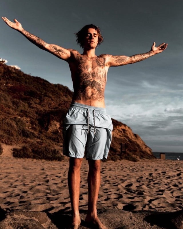 Male celeb Justin Bieber paparazzi nude cock photographs