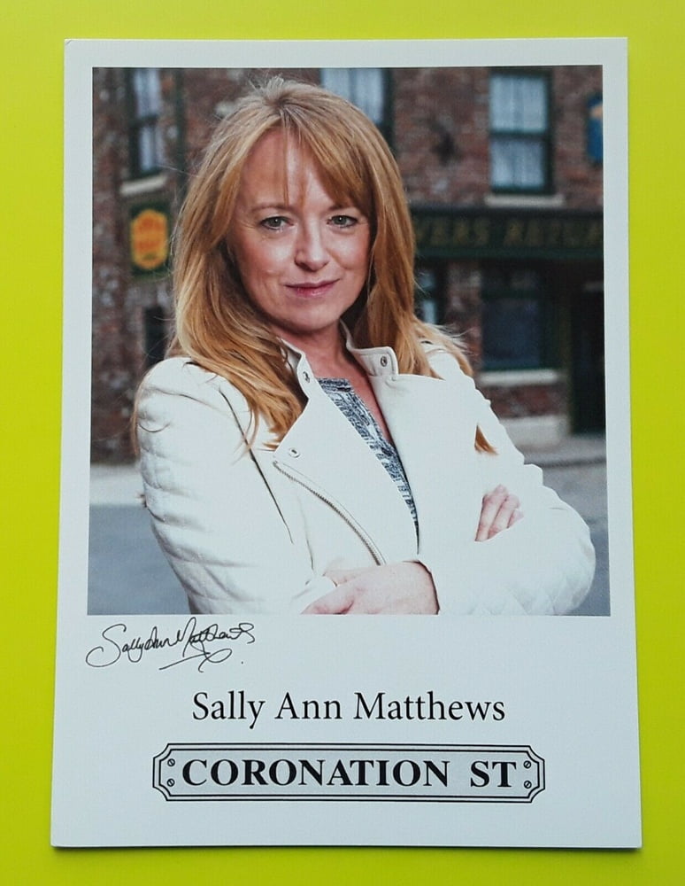 Sally anne matthews von corrie
 #89312041