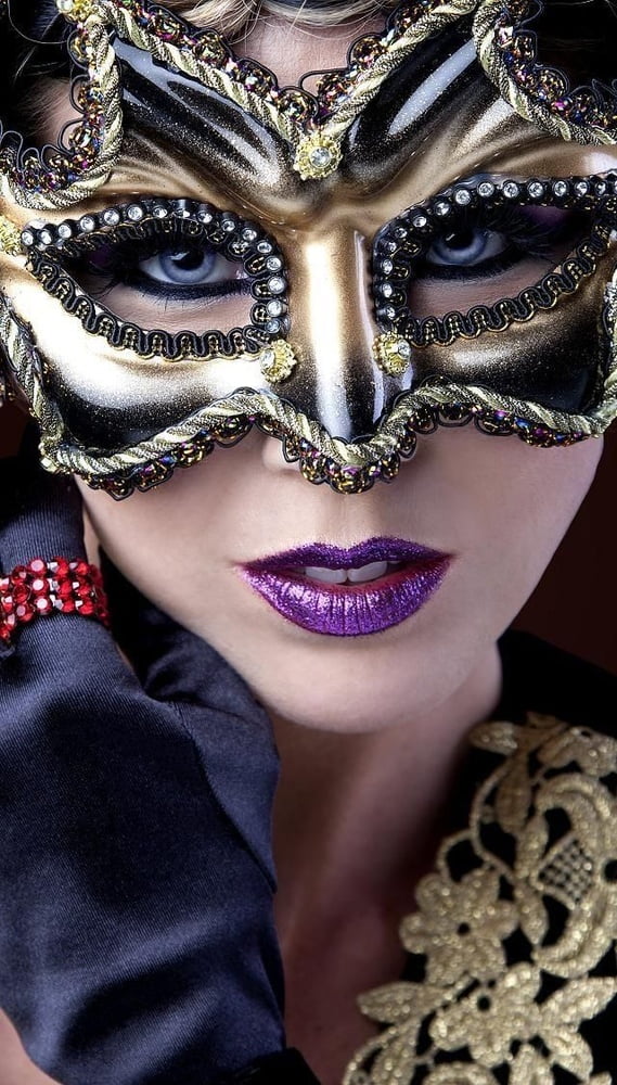 Masks Fav1 #95509217