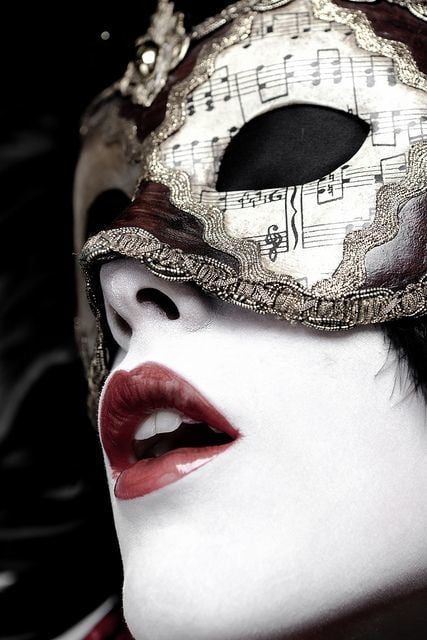 Masks Fav1 #95509227